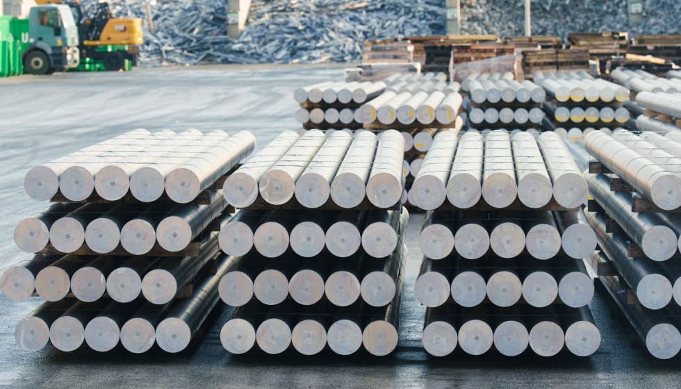 Tarugos de alumnio R80 prontos para expedio