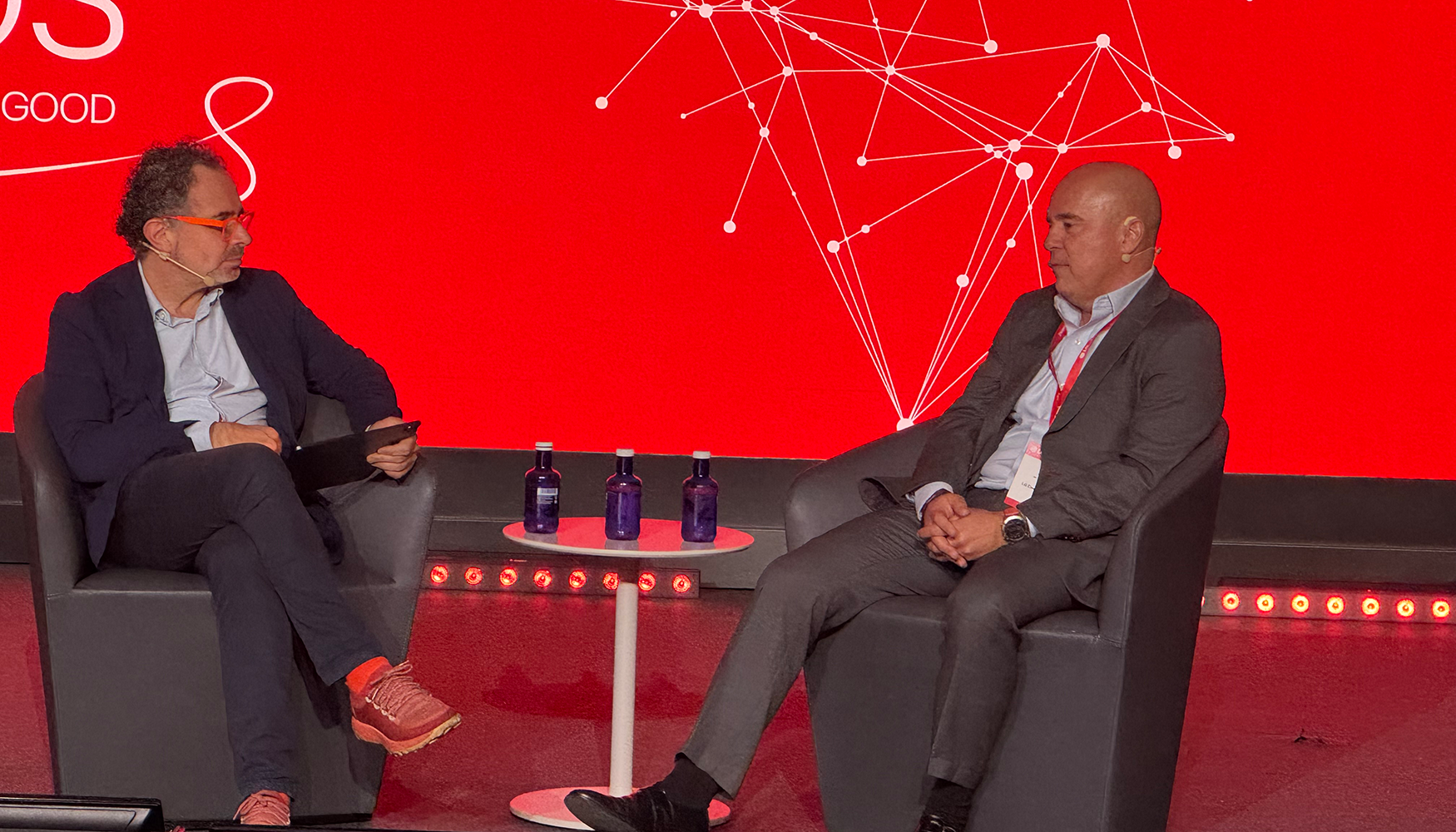 El Mago More y Jaime de Jaraz, presidente y CEO de LG en Espaa, durante la conversacin sobre la iniciativa de Sostenibilidad 2.0 Smart Green...