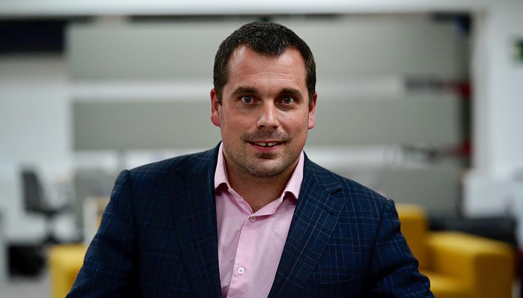 Juan Pablo Viniegra, secretario general de Aece