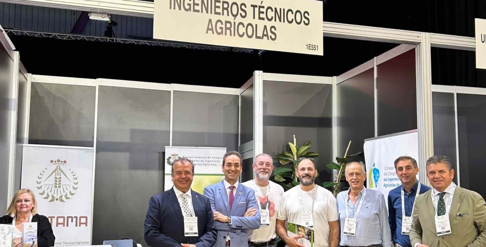 Numerosos ingenieros pasaron por el stand en Expo Agritech
