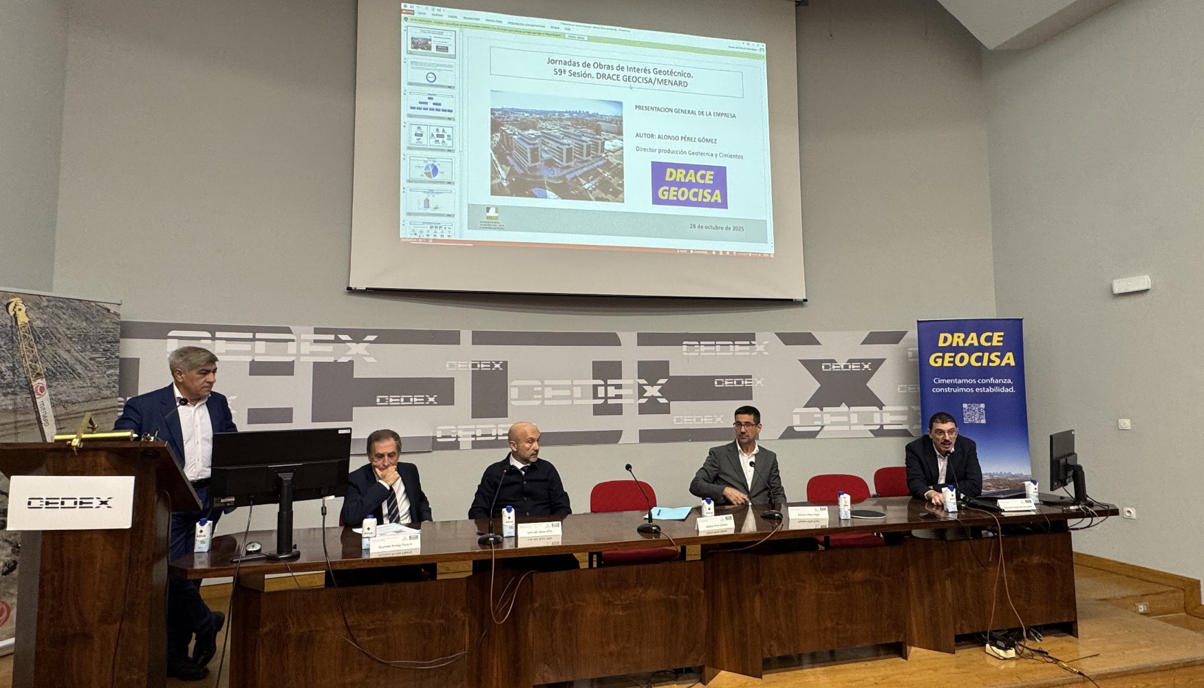 Integrantes de la mesa de Drace-Geocisa