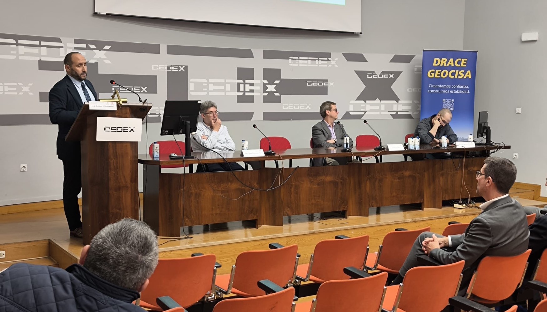 Intervencin de Jos Antonio Espinosa, de Menard