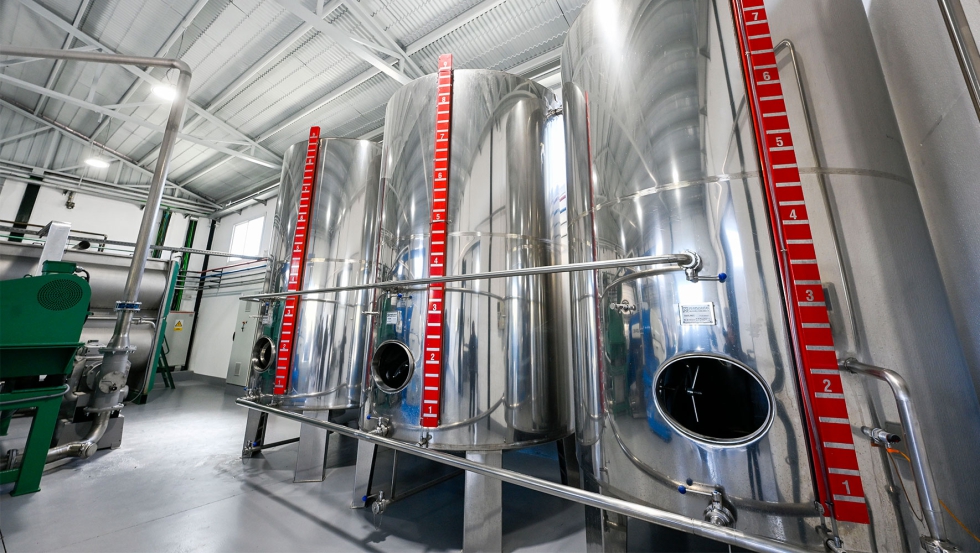 Bodega de la nueva almazara en Deifontes