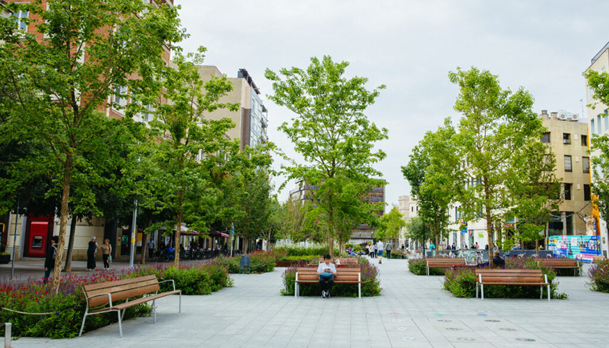 En Espaa existen ya una treintena de proyectos en ciudades como Madrid, Barcelona, Zaragoza, Santander, Sabadell (en la imagen), Mlaga...