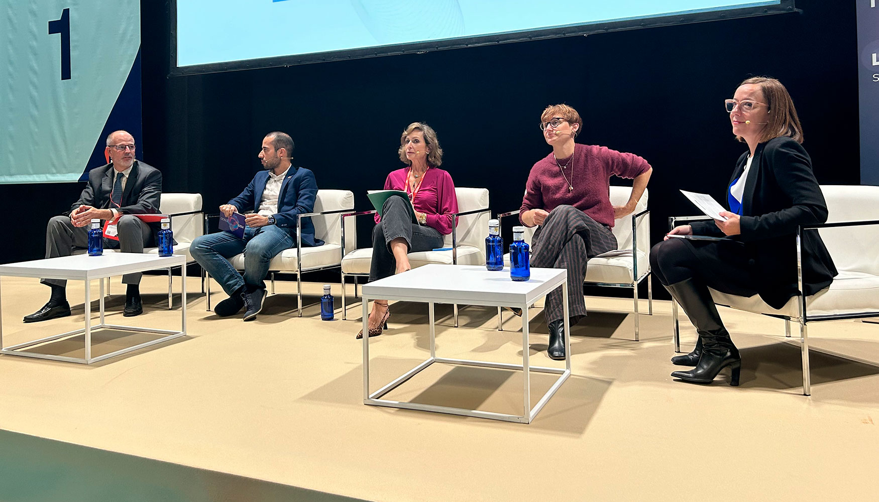 Los participantes coincidieron tambin en que el xito de la nueva FP depende de la capacitacin y acompaamiento del profesorado...