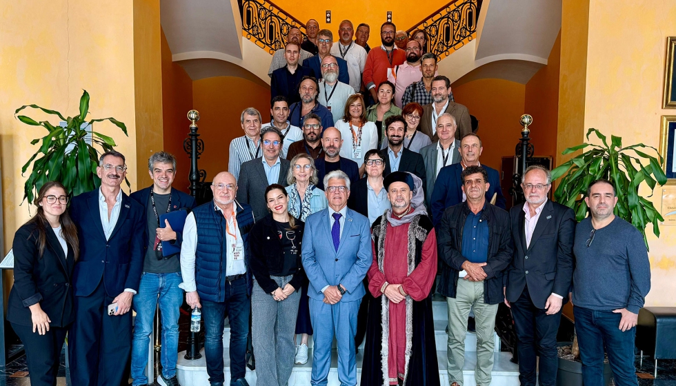 Foto grupal de la jornada Alicante, capital histrica del vino mediterrneo