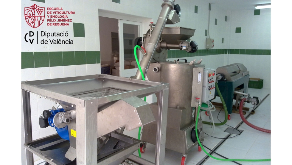 El centro cuenta con una pequea almazara