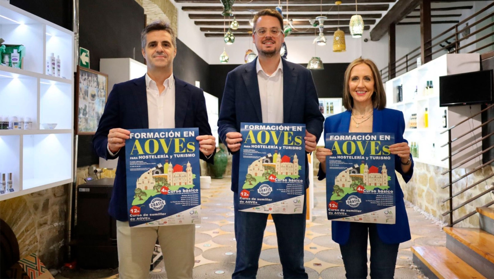 Luis Miguel Carmona, diputado de Formacin y Empleo, Francisco Javier Lozano, diputado provincial de Promocin y Turismo y Soledad Romn...