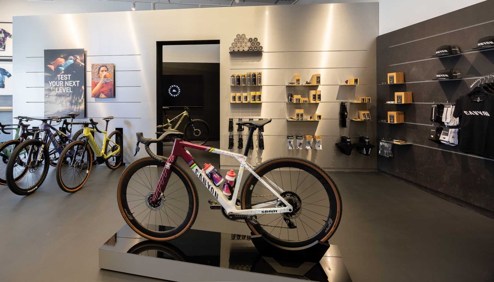 El espacio se consolida como lugar de eventos, encuentros de trabajo, reparaciones y tecnologa