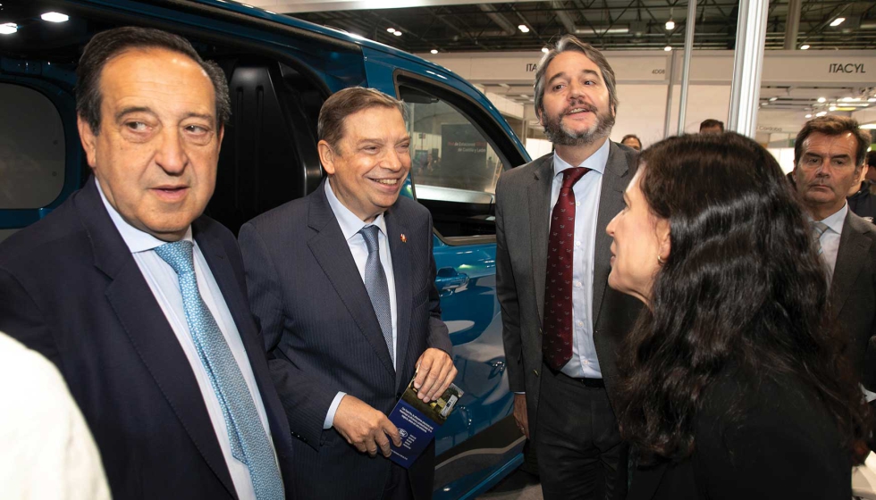 Pedro Barato, presidente de Asaja; Luis Planas, ministro de Agricultura; Fernando Acebrn...