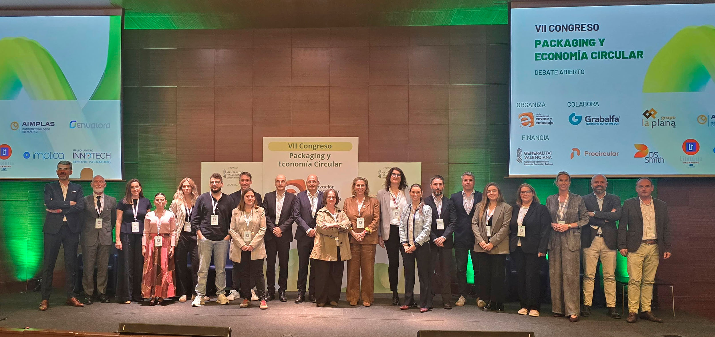 Foto de familia del VII Congreso de Packaging y Economa Circular