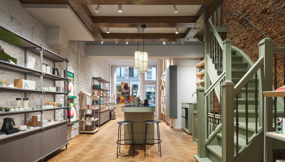 La reproduccin cromtica y la saturacin del color son elementos clave para la percepcin precisa de productos...