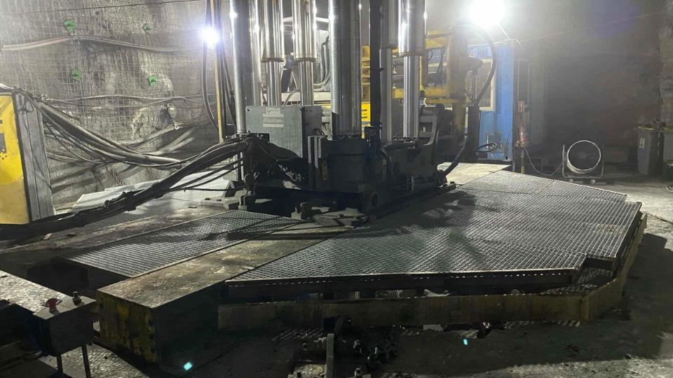 Trabalhos de constru��o do silo LS260 na mina da Somincor
