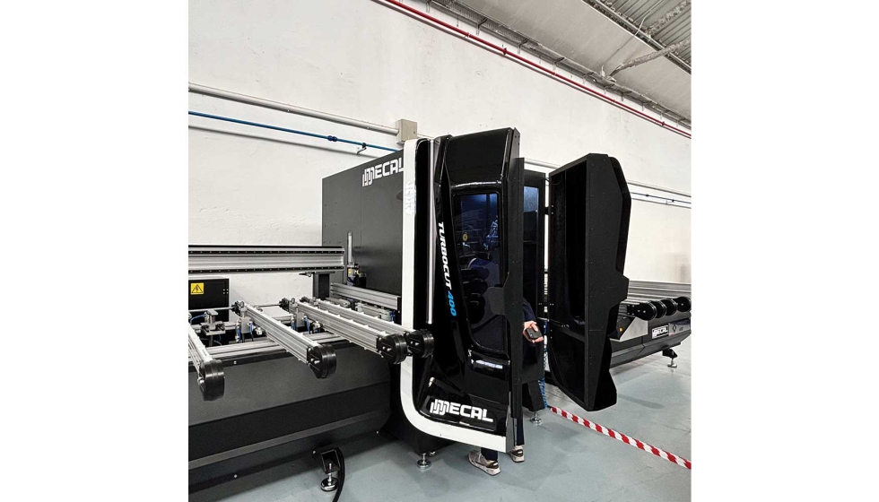 El centro de mecanizado Turbo Cut 400 fue una de las innovaciones que present Mecal Ibrica en su jornada de puertas abiertas...