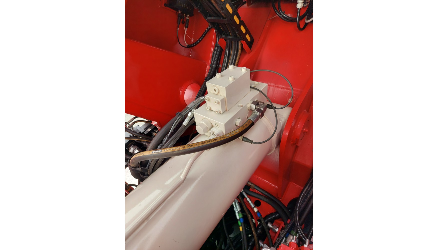 Sistema de descenso por gravedad instalado en la nueva plataforma MJE 710