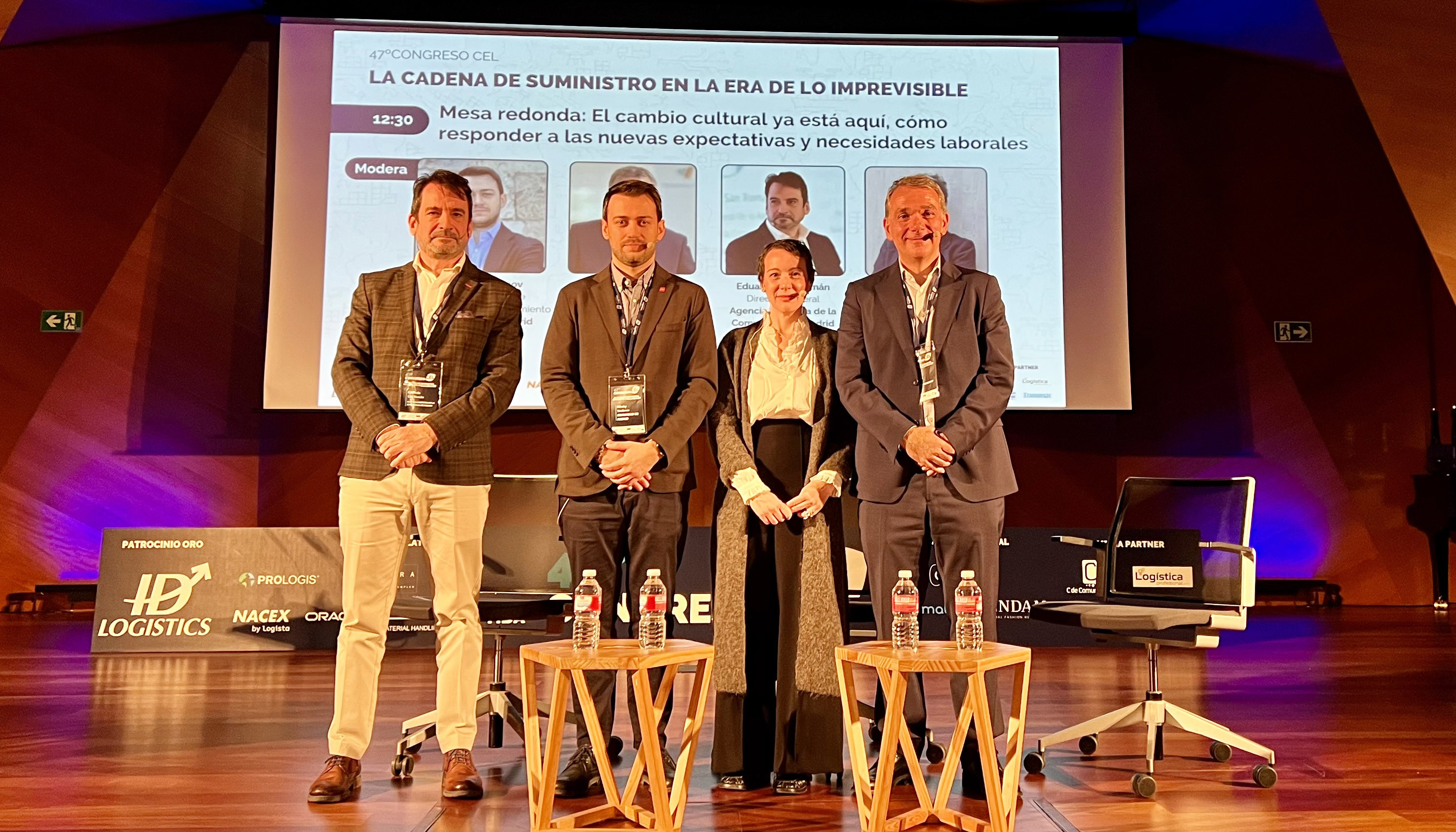 De izquierda a derecha, Eduardo San Romn, director General de la Agencia Logstica de la Comunidad de Madrid; Nicolay Yordanov...