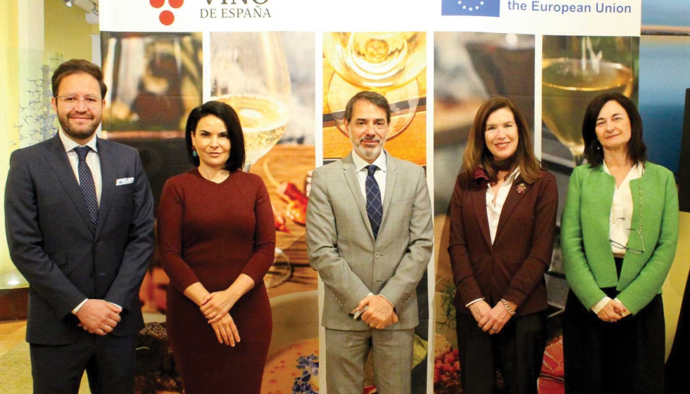 El acto de presentacin cont con el embajador de Espaa en Mxico, Juan Duarte...