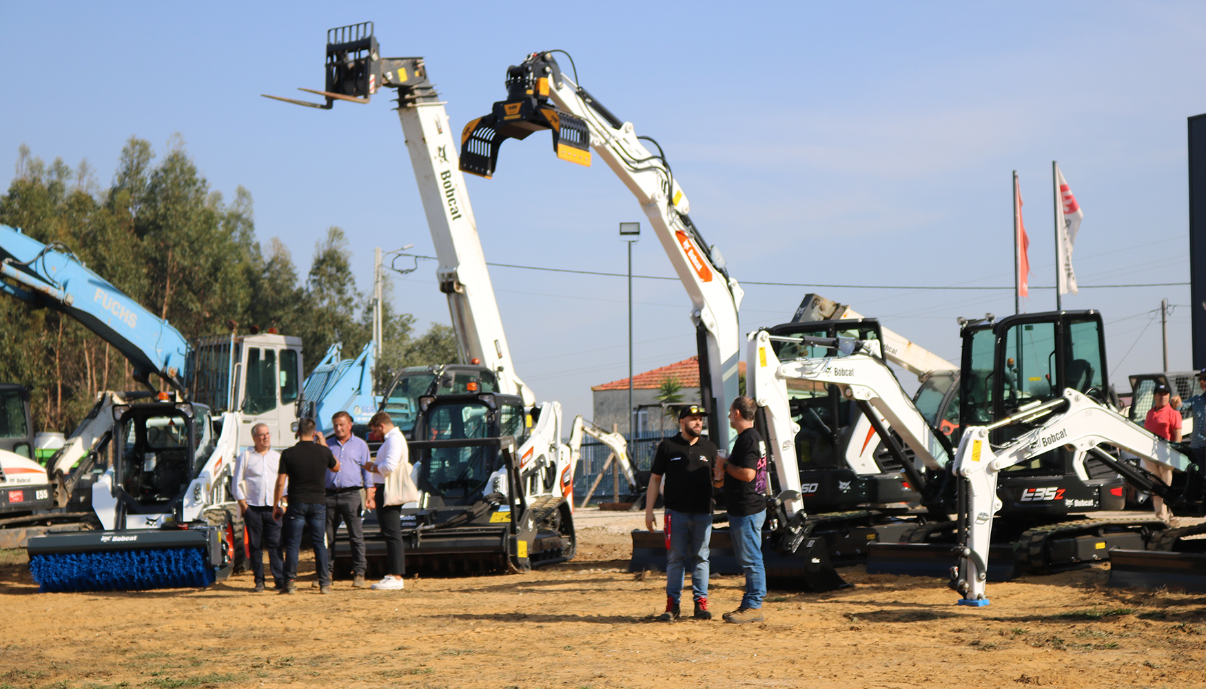 Unas 70 personas participaron en el Roadshow Bobcat 2025