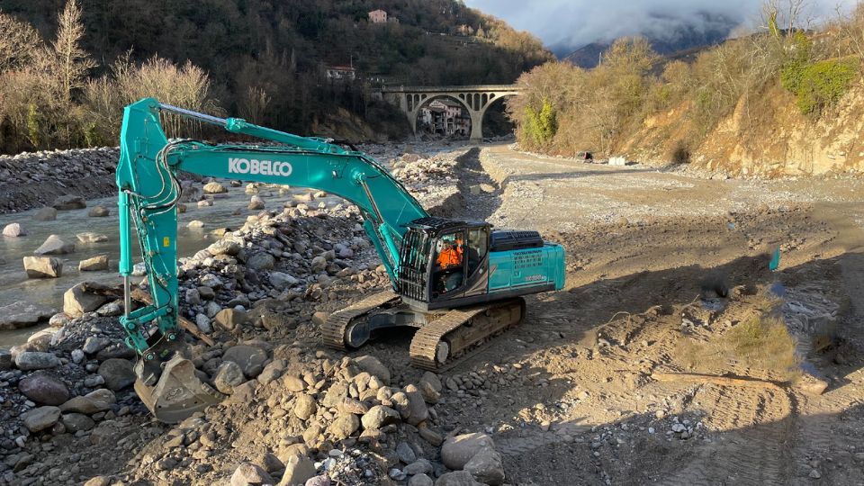 Escavadora SK350LC-11 da Kobelco
