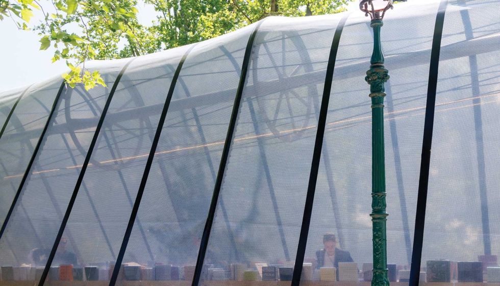 Tenseo Xtrem STFE 50 es diez veces ms ligero que el vidrio y est reforzado con fibra de poliarilato...