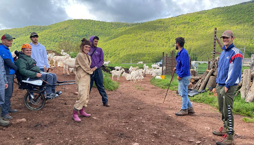 Alumnos de la Escuela de Pastores del proyecto Reactiva Braosera