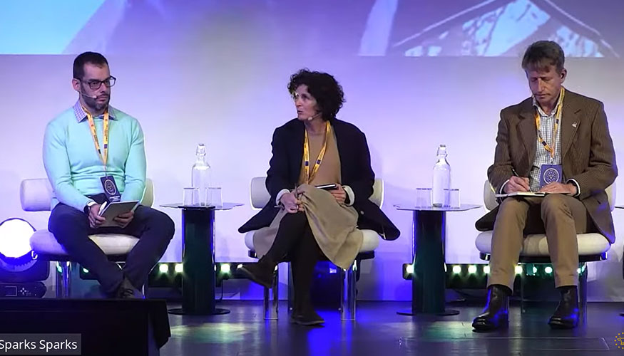 Mesa redonda durante el I Simposio sobre la Sostenibilidad del Vacuno de Carne Europeo