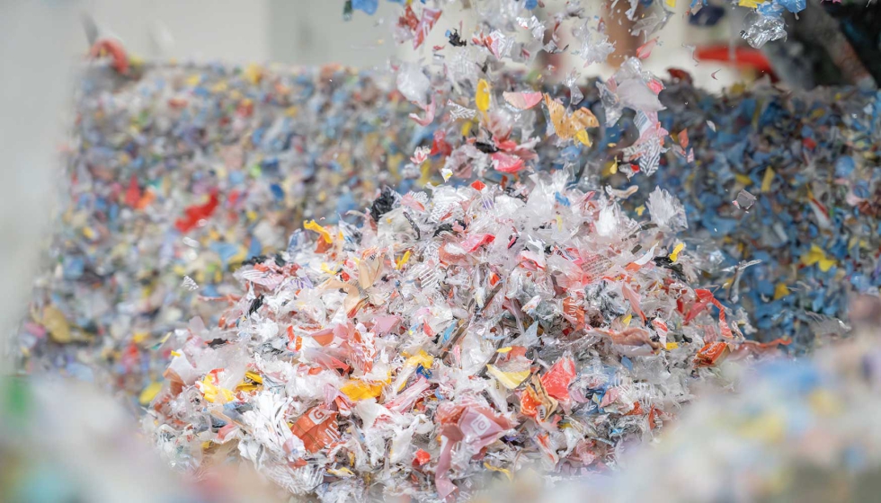 Restos plsticos triturados