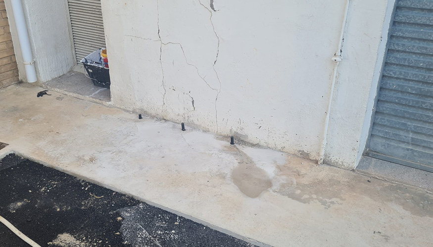 Teniendo en cuenta las reducidas dimensiones de los micropilotes...