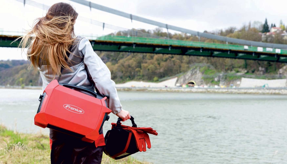 Ignis Battery es compacta, flexible y fiable, lo que la convierte en la compaera ideal para cualquier tarea de soldadura, ya sea en obras remotas...