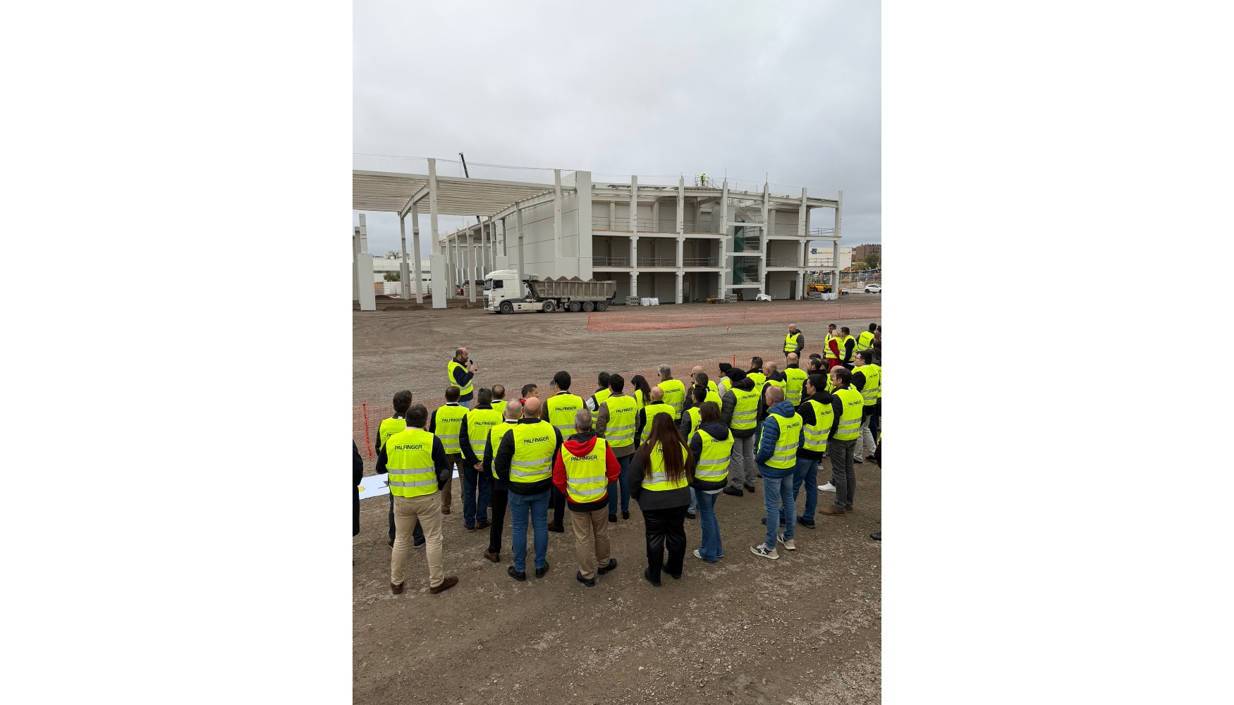 Visita a las obras de las futuras instalaciones de Palfinger Ibrica en Viclvaro