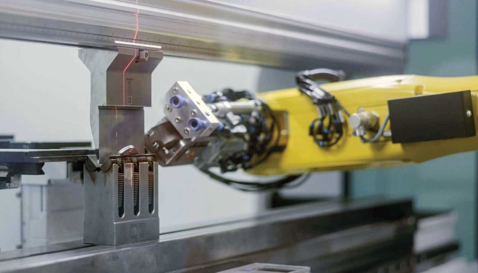 Para piezas sencillas con uno o dos plegados y un contorno simple...