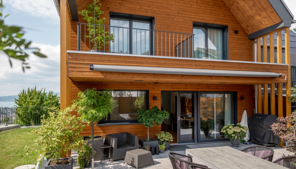 Las soluciones de ventana de Rehau mejoran el aislamiento trmico y acstico en el hogar