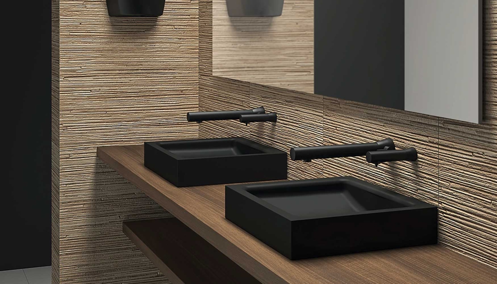 La tendencia hacia los diseos en negro triunfa en los lavabos pblicos