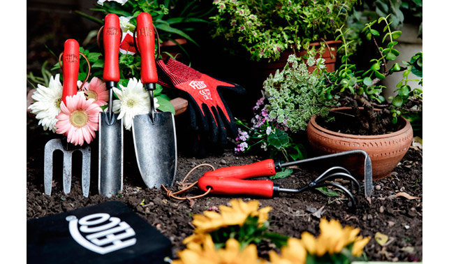 Las herramientas FELCO, diseadas para ofrecer precisin y durabilidad, refuerzan la oferta tcnica de los centros de jardinera asociados...