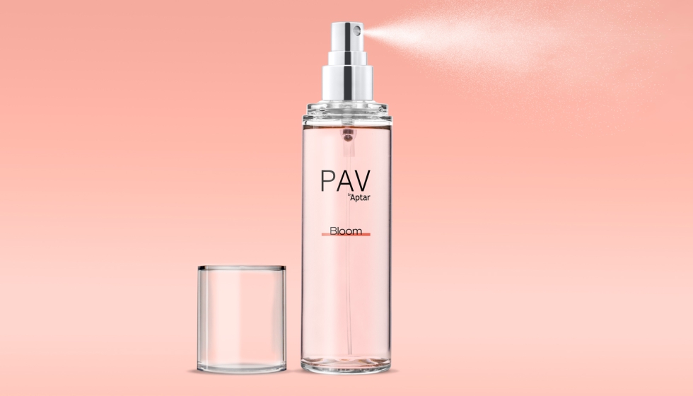 Aptar-Beauty-PAV-Bloom-Silver-Pink-Background-With-Spray (2)