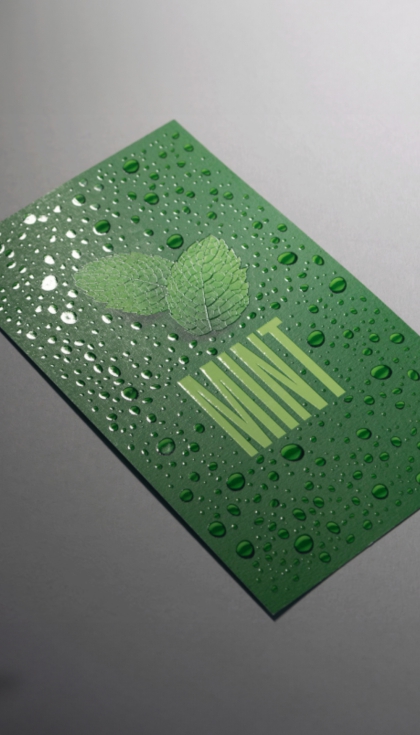 Aplicaci�n de barniz selectivo en una pieza gr�fica producida con tecnolog�a DuSense