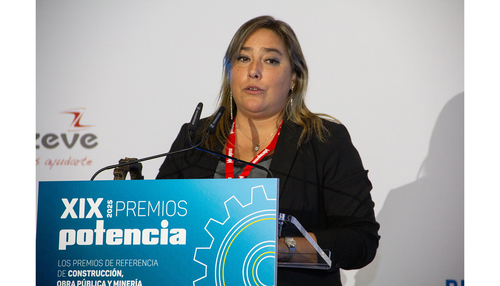 Discruso de Ainara Greo, directora regional para Espaa de IPAF, tras recibir el Premio Especial del Jurado