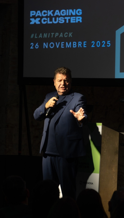 Jordi L�pez Pe�a,, presentador de la Nit del Packaging 2025, condujo la gala