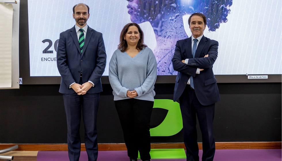 Patricio Abando, director de Ventas, Susana Mencia, directora de Marketing y Enrique Ram�rez, director general