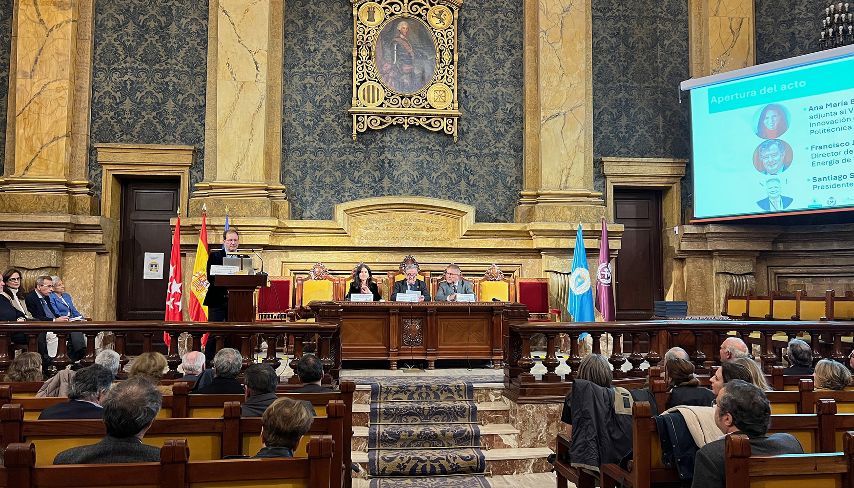 Inauguraci�n del acto...