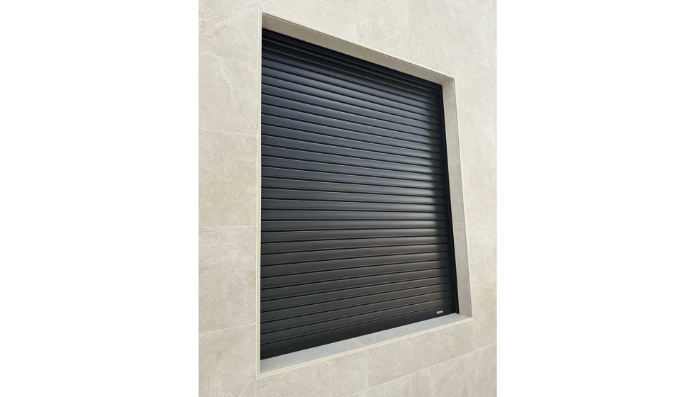 Persiana Blockalum 45, de Persax