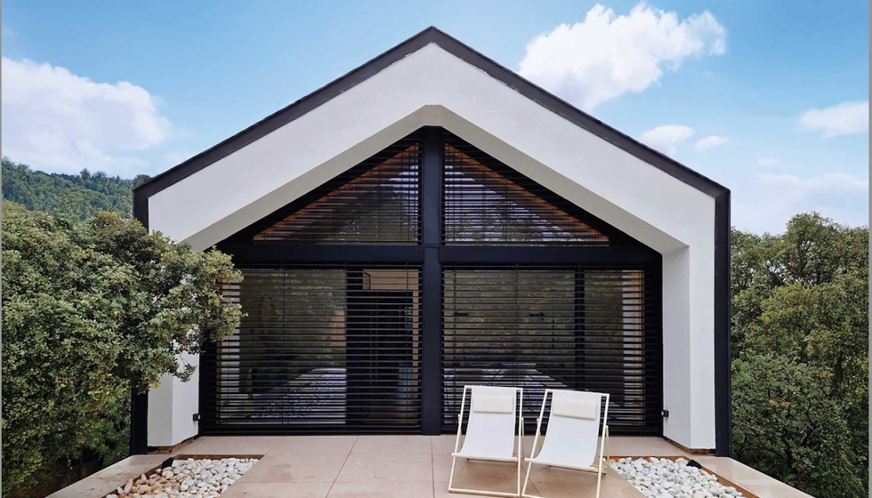 Persyvex est disponible en versiones Z-70, Z-90 y C-80