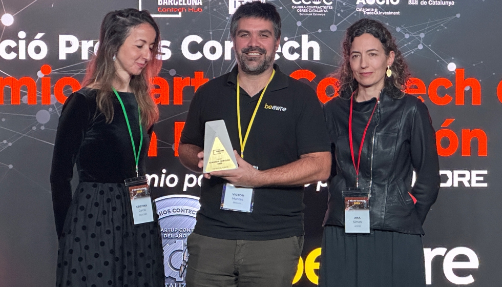 Ana Simn, responsable del rea de Innovacin Abierta y Disrupcin de Acci; Vctor Munts...