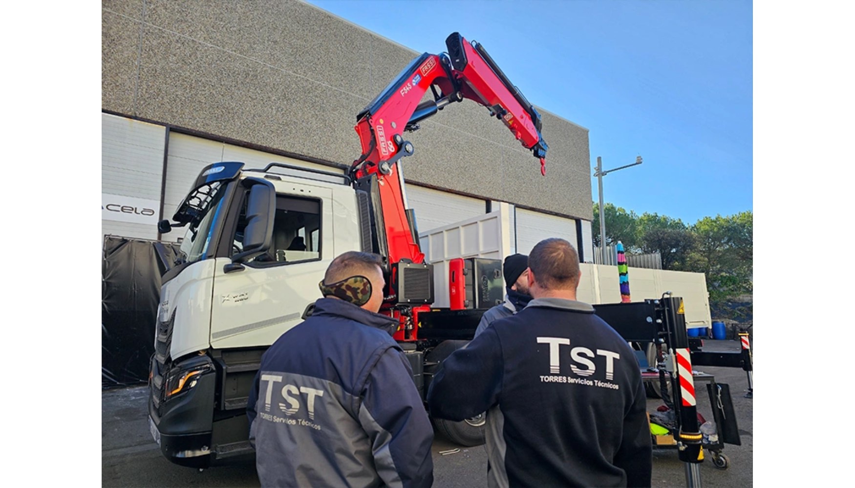TST Torres Servicios Tcnicos sigue confiando en Transgras y en las gras Fassi