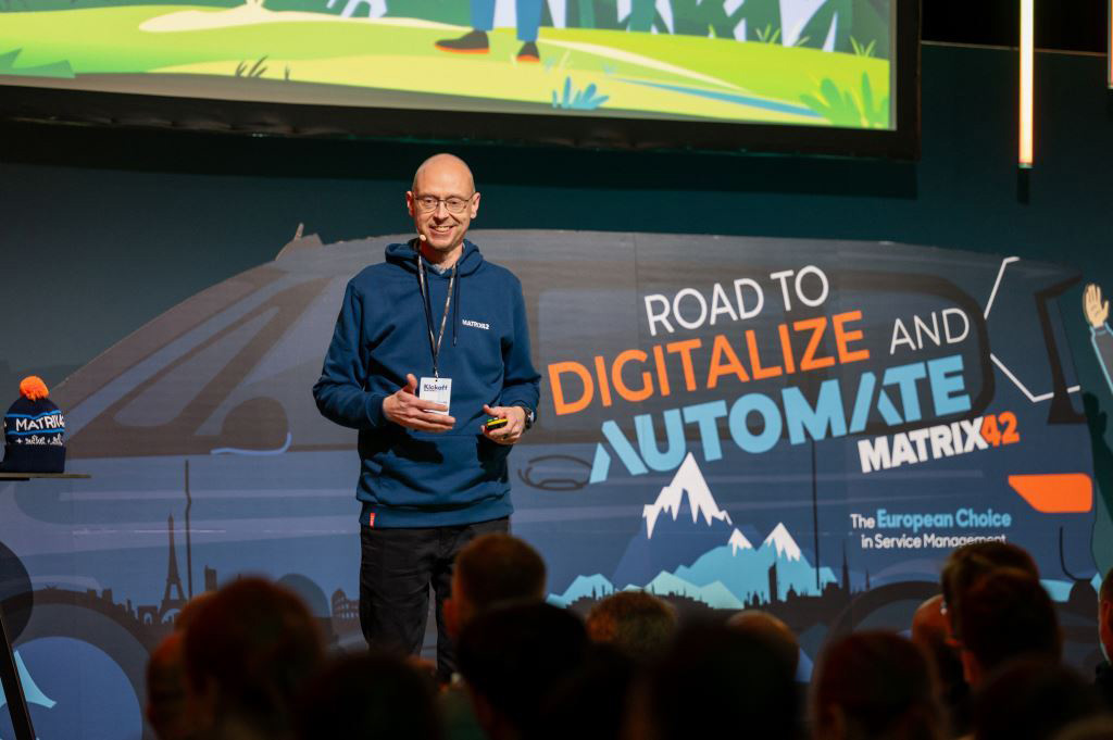 Santeri Jussila, director de producto en el lanzamiento de los agentes de IA de Matrix42 en Frankfurt
