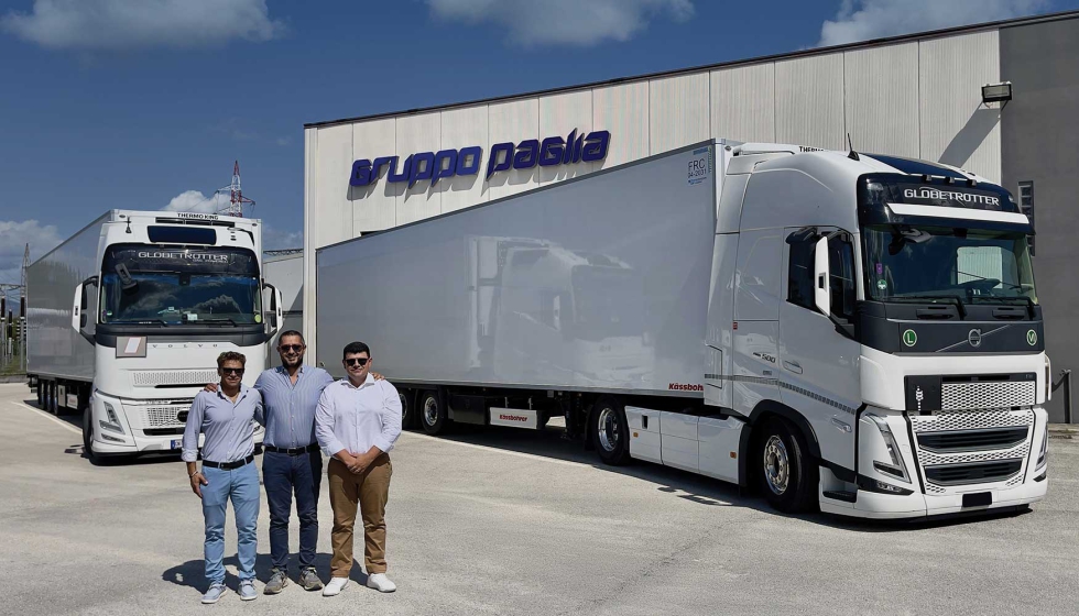 Entrega de semirremolques Double Deck K.SRI P de Kssbohrer al Grupo Paglia en Frosinone, Italia