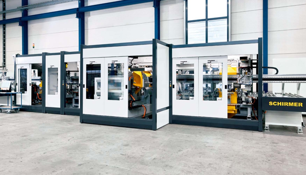 Esta mquina Schirmer de 14 metros de longitud para el procesamiento totalmente automtico de perfiles de ventanas de PVC...