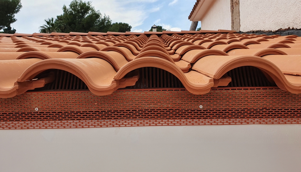 La asociacin destaca que las cubiertas microventiladas de teja cermica para Edificios de Consumo Energtico Casi Nulo ofrecen eficiencia trmica...