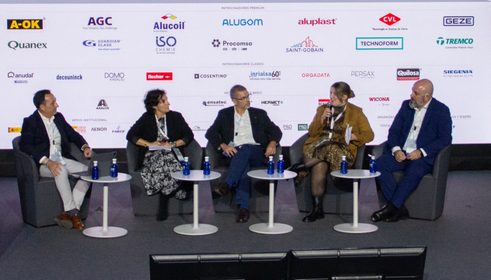 Un instante de la mesa redonda sobre formacin y relevo generacional celebrada en el marco del II Congreso de la Ventana...