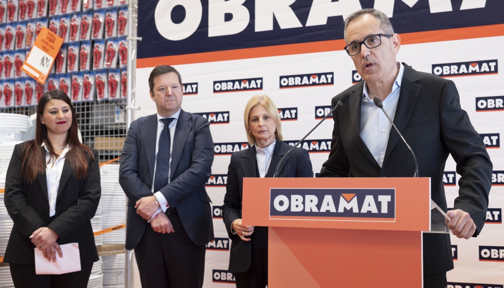 Dimas Fern�ndez, director encargado de la apertura del almac�n de Jerez